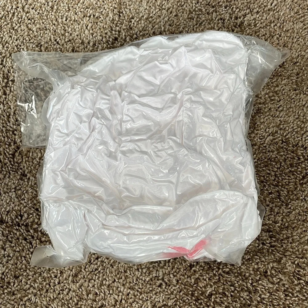 New Pink Shark Blanket size Medium - Picture 8 of 8